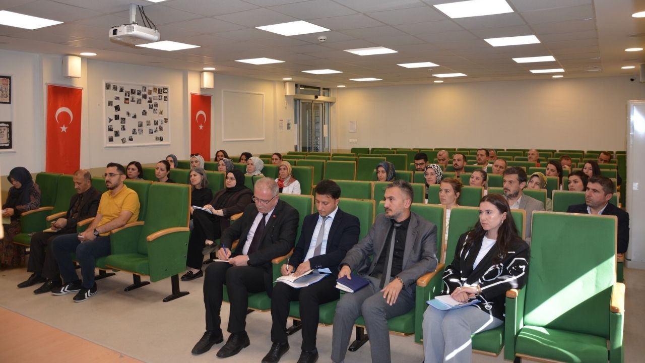 Kastamonu’da Öğrenciler İçin Büyük Adım Koç Öğretmen Sistemi Tanıtıldı (3)