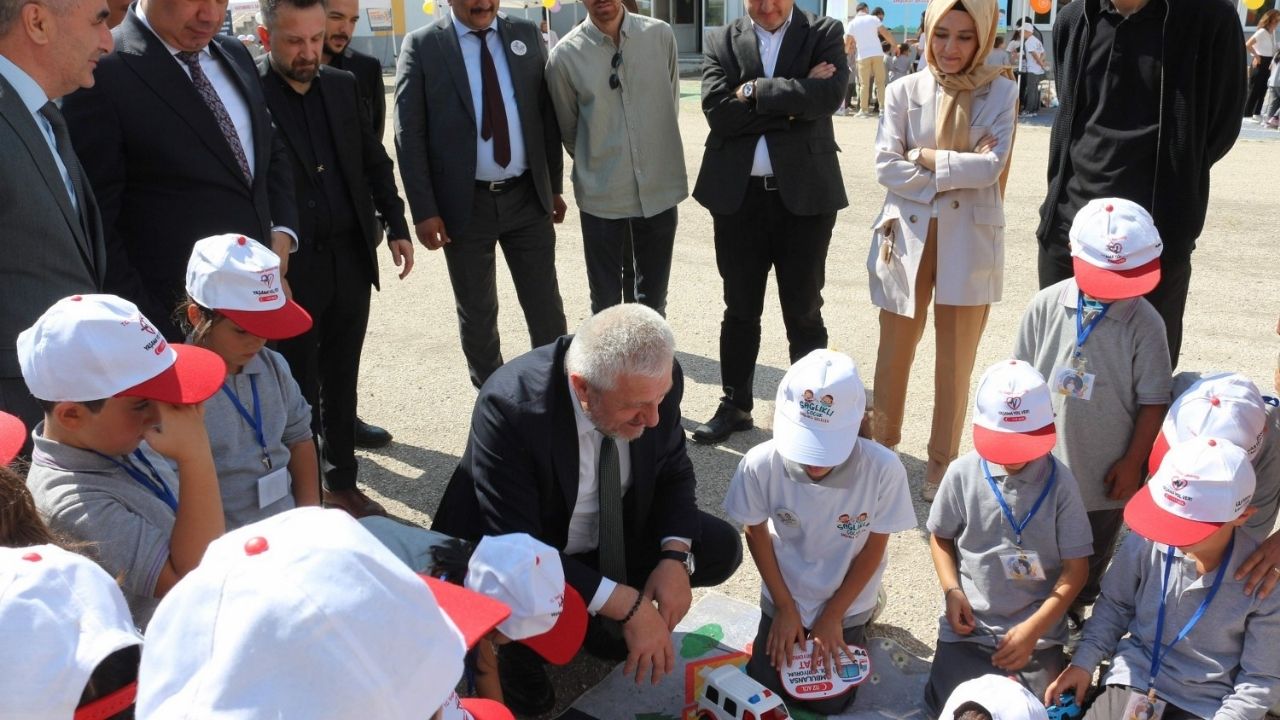 Kastamonu’da Öğrencilere Sağlık Eğitimi ‘Sağlıklı Çocuk, Sağlıklı Gelecek’ (3)