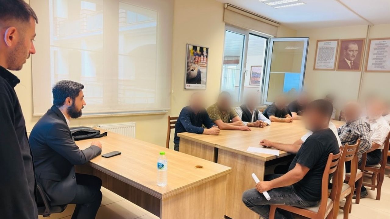 Kastamonu’da Yükümlülere “Bağımlılığın Dindeki Yeri” Semineri Düzenlendi (2)