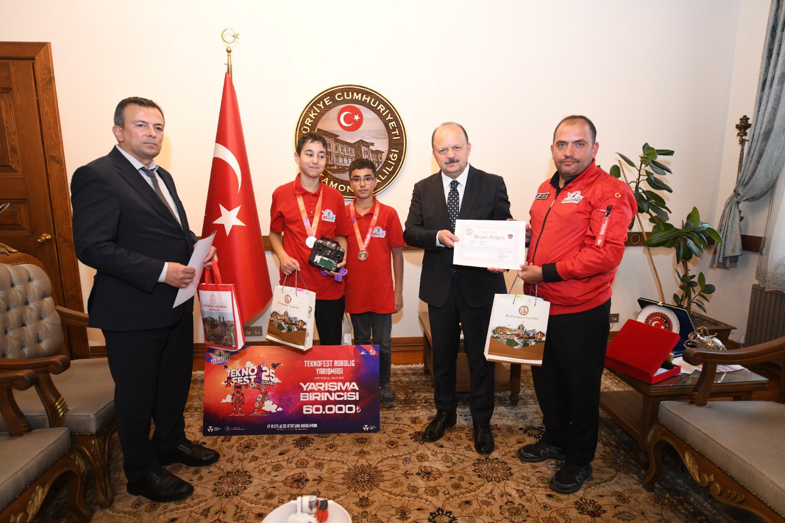 Kastamonulu Öğrenciler Gurur Verdi Taşköprü'den De Birincilik! 1