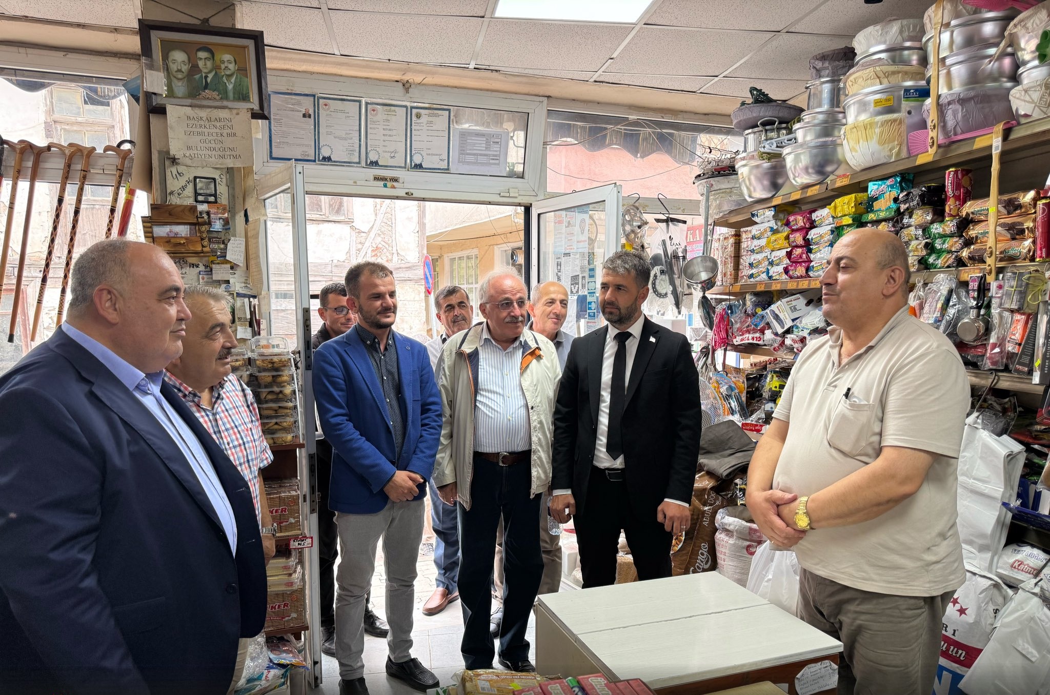 Kastamonu'nun Ilçesinde Esnafla Buluştu 1