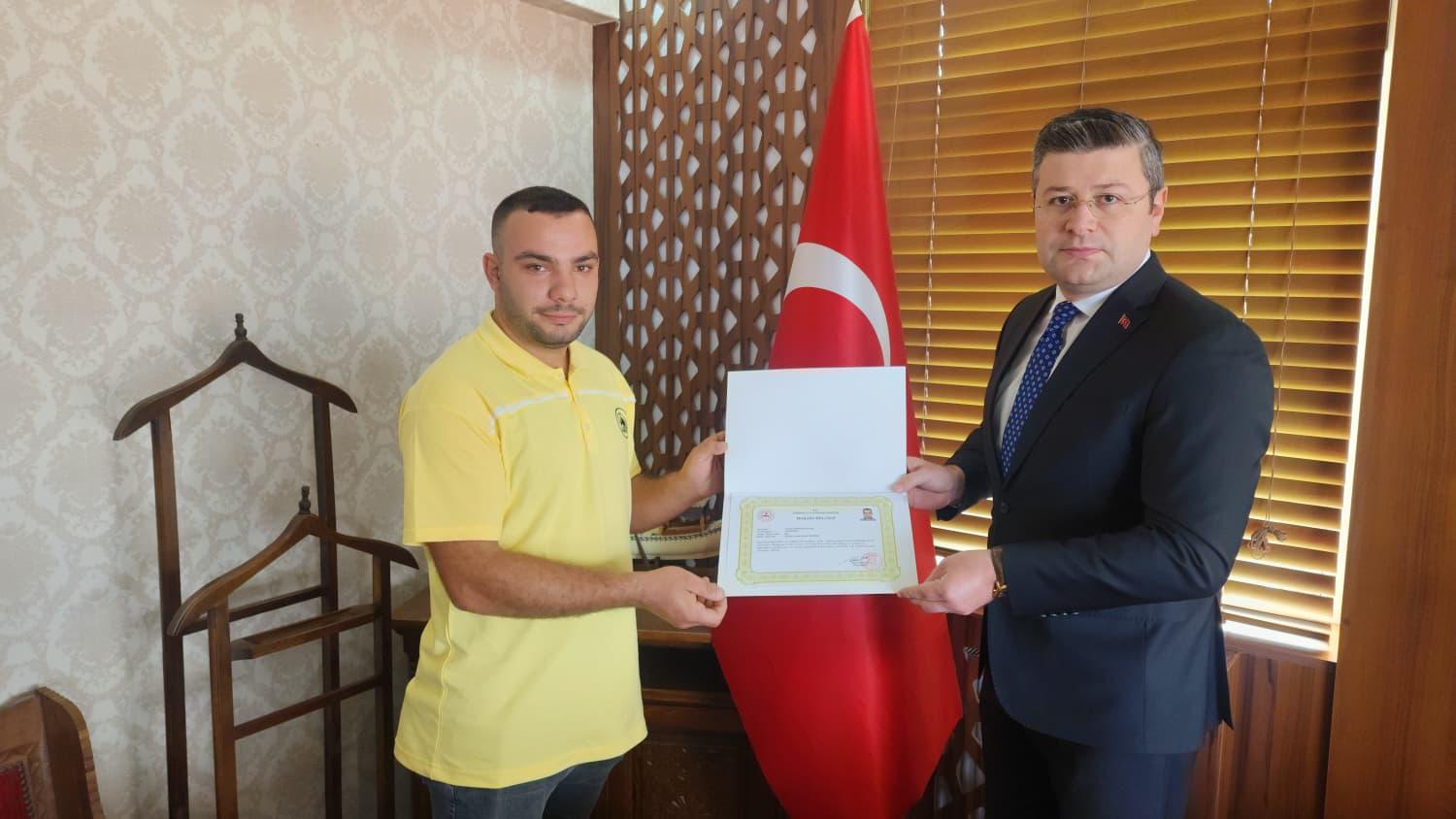 Kastamonu'nun Ilçesinde Kaymakamdan Personele Takdir! 1