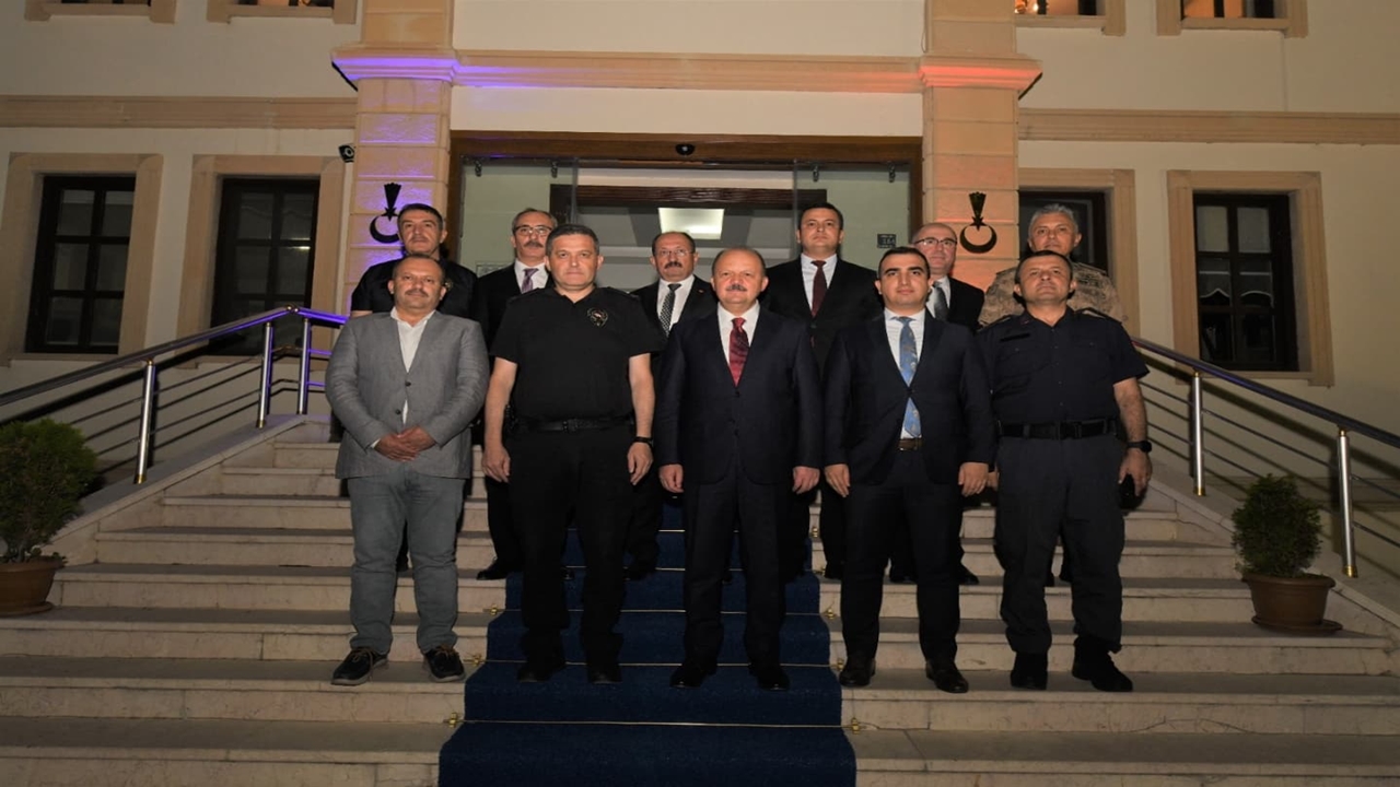 Kayhan Ay Vali Dallı Başarı (2)