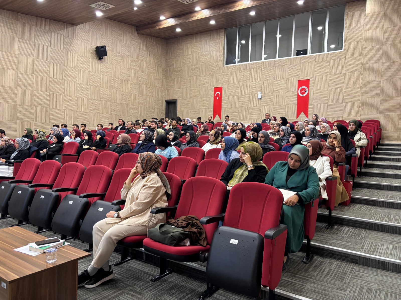 Kü İlahiyat Fakültesi'nde Eğitim Öğretim Yılı Açılışında Anlamlı Ders! 100