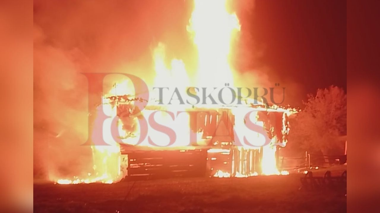 Son Dakika… Taşköprü’de Yangın Ekipler Bölgeye Sevk Edildi! (2)