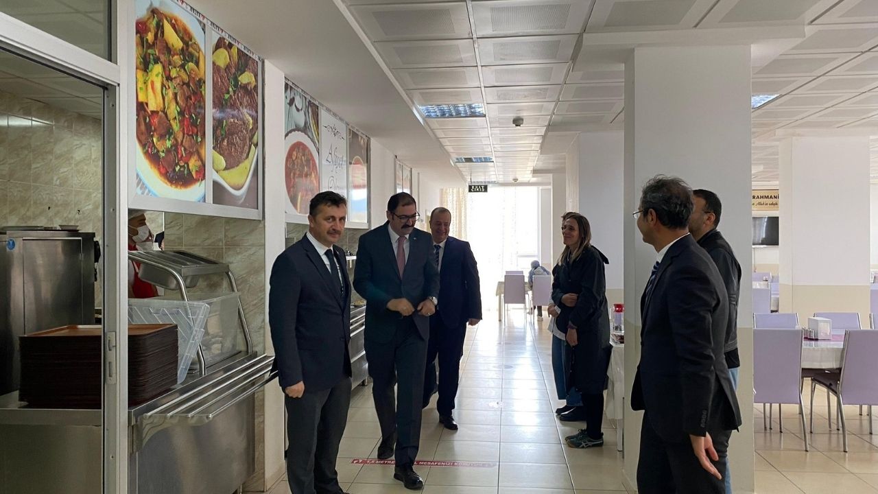 Taşköprü’de Taşımalı Eğitim Yemekleri Meslek Lisesi Mutfağında Hazırlanıyor (3)