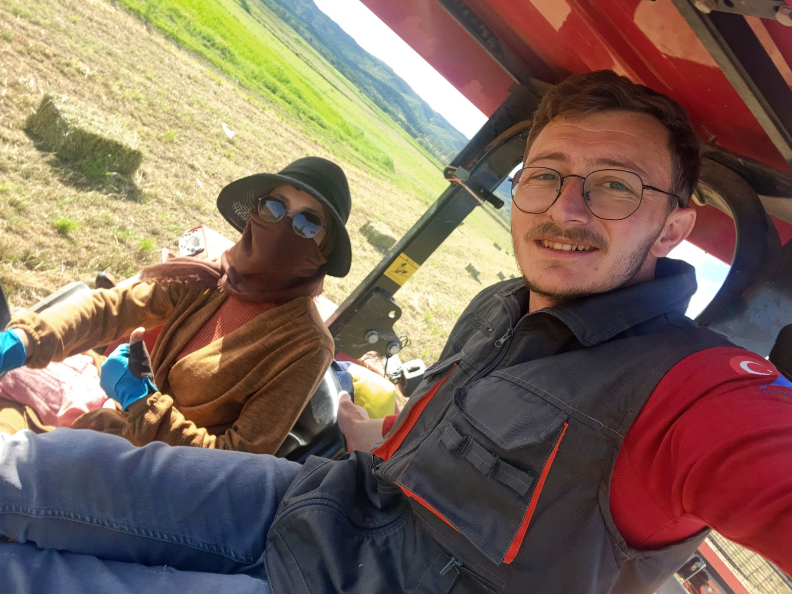 Taşköprü'de Üniversite Mezunu Genç Çift Çiftçiliği Seçti 11