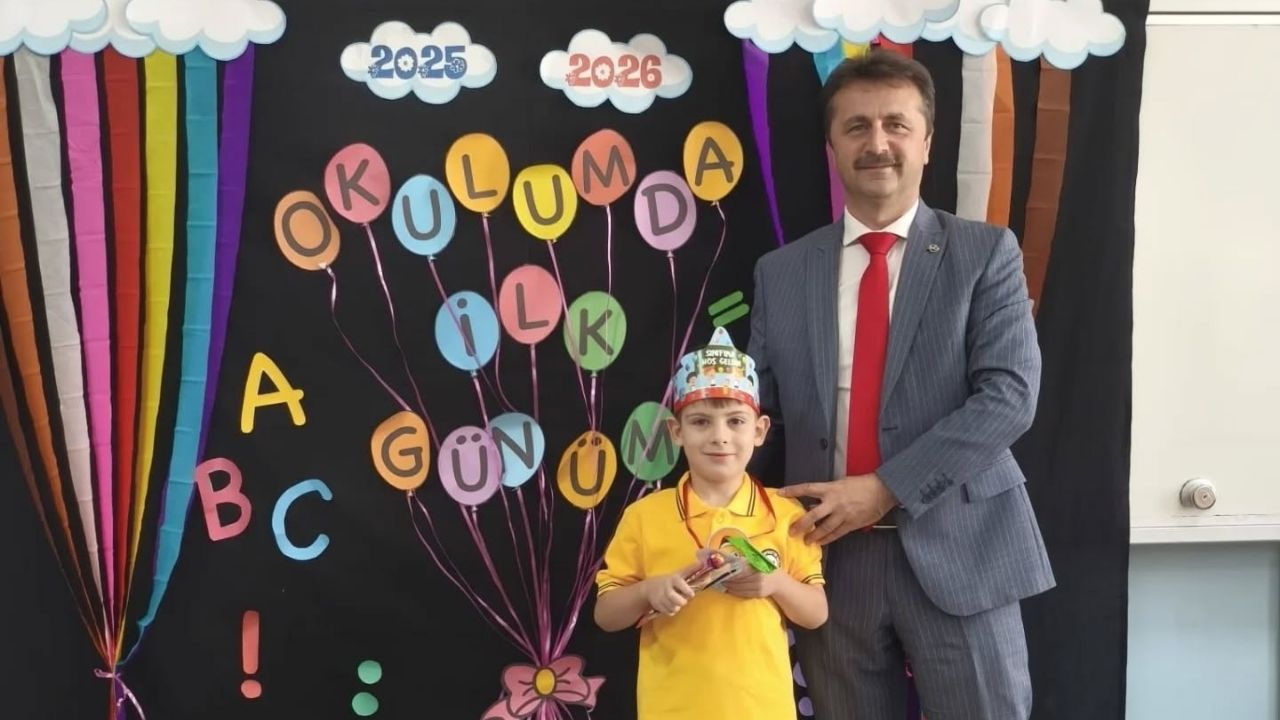 Taşköprü’de Uyum Haftası Başladı Minikler Ilk Kez Sıralarıyla Buluştu (2)