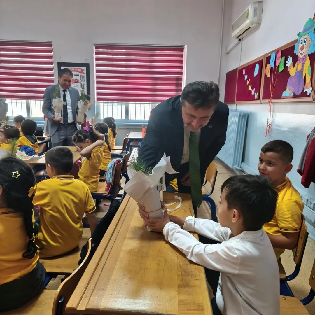 Taşköprü'de Yeni Eğitim Öğretim Yılı Fidanlarla Başladı 2