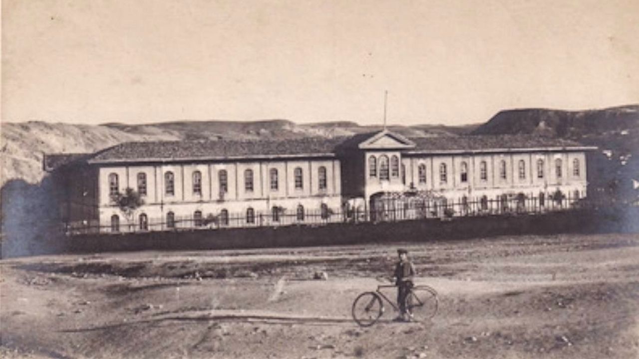 Atatürk’ün İzinde, Şerife Bacı’nın Gölgesinde Kastamonu’nun Tarihi Fotoğrafları (3)