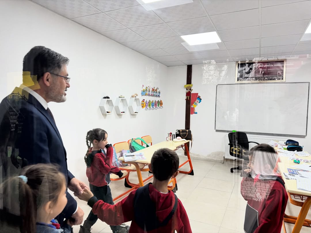 Bakan Yumaklı Da Katıldı Kastamonu'da Bilim Bahçe Çocuk Kulübü Açıldı! 3