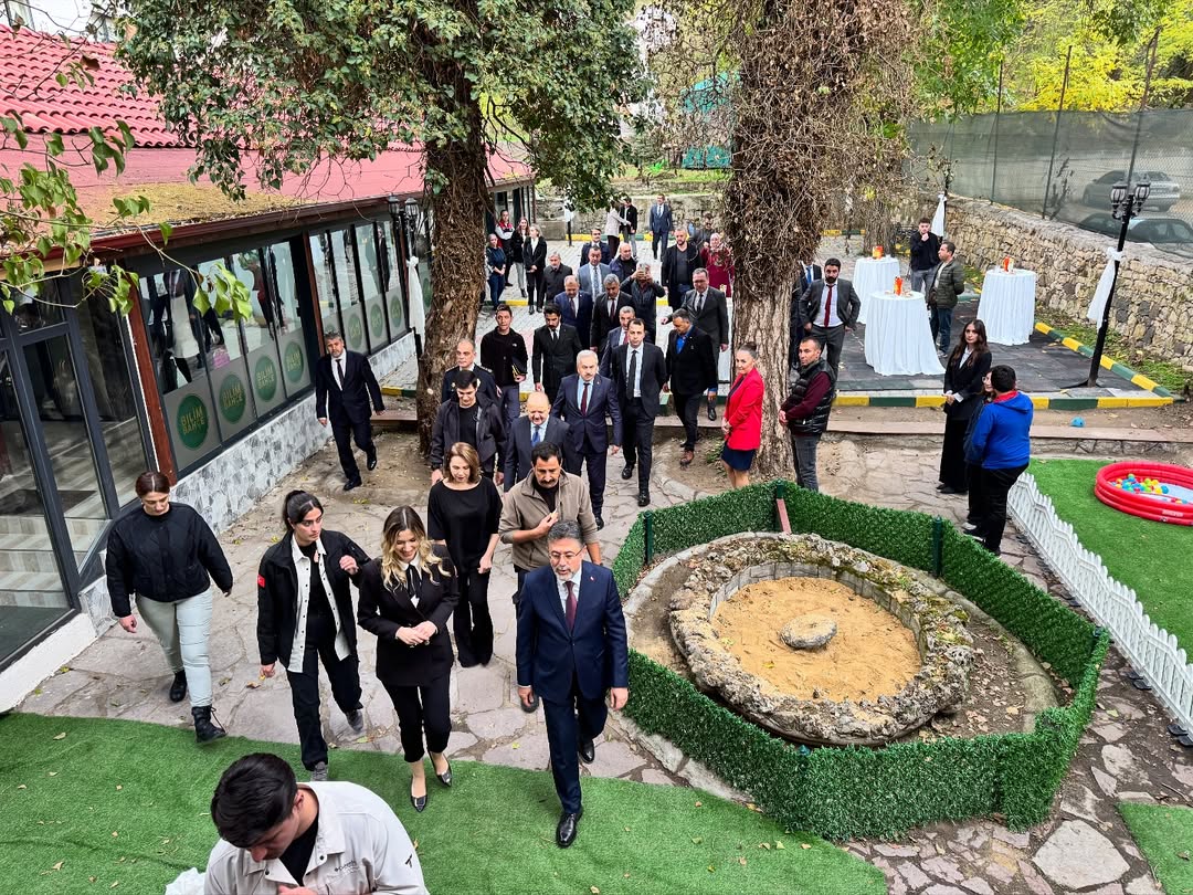 Bakan Yumaklı Da Katıldı Kastamonu'da Bilim Bahçe Çocuk Kulübü Açıldı!