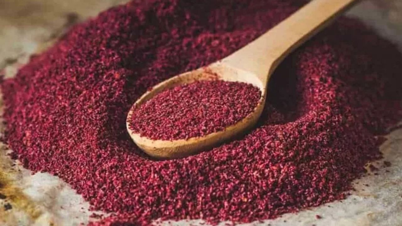 Bir Kaşıkla Karaciğeri Temizliyor! Canan Karatay Israrla Tavsiye Ediyor (2)