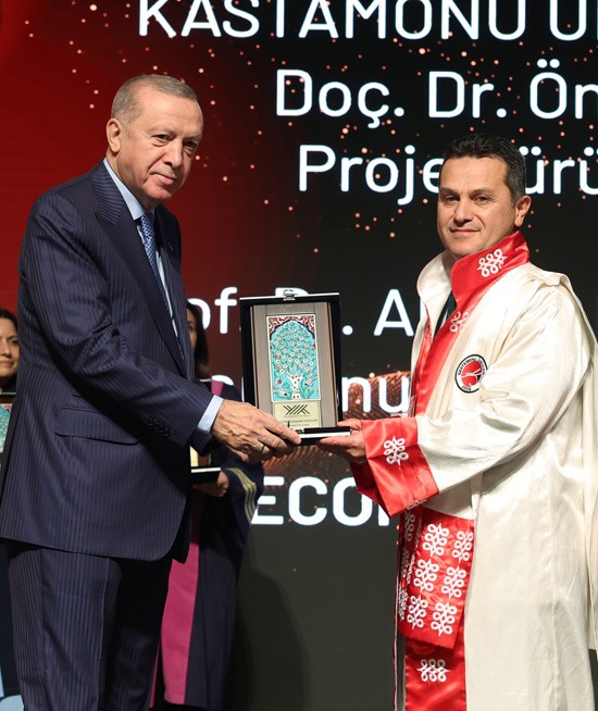 Cumhurbaşkanı Erdoğan'dan Kastamonu Üniversitesi'ne Ödül! 2