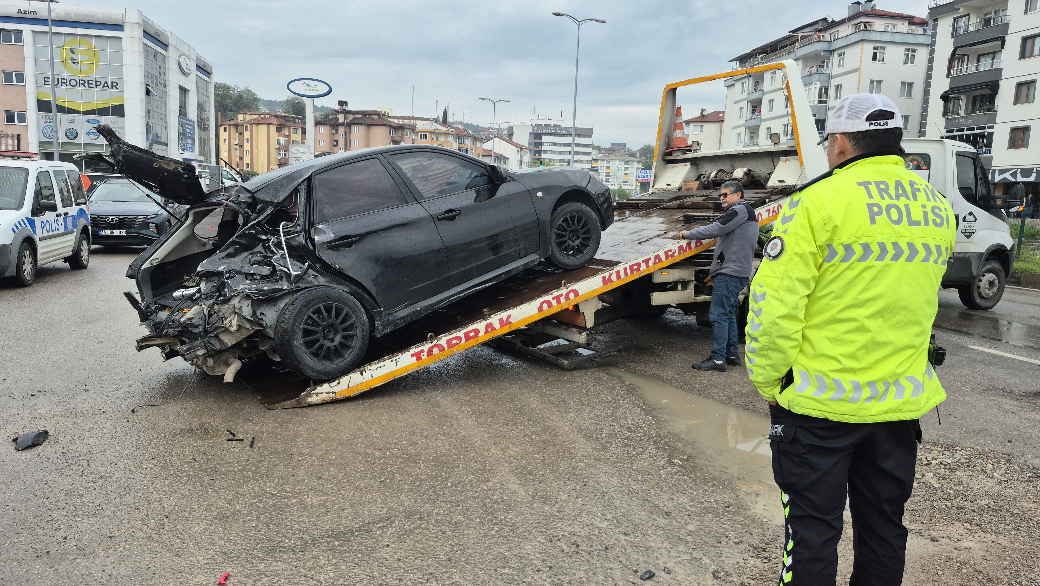 Feci Kazada Alkollü Sürücü Yayaya Çarptı 1 Ölü, 2 Yaralı Var! 44