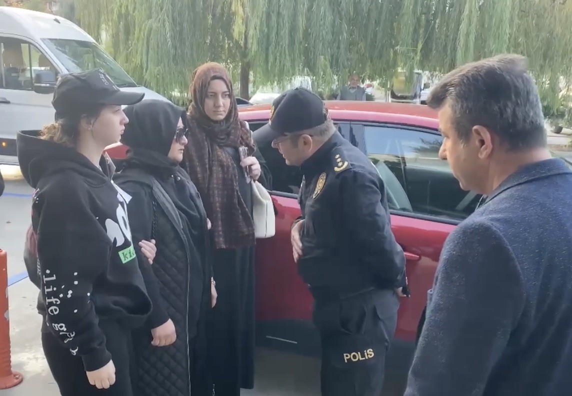 Gazi Olmuştu Kalp Krizi Geçiren Polis Memuru Hayatını Kaybetti 3