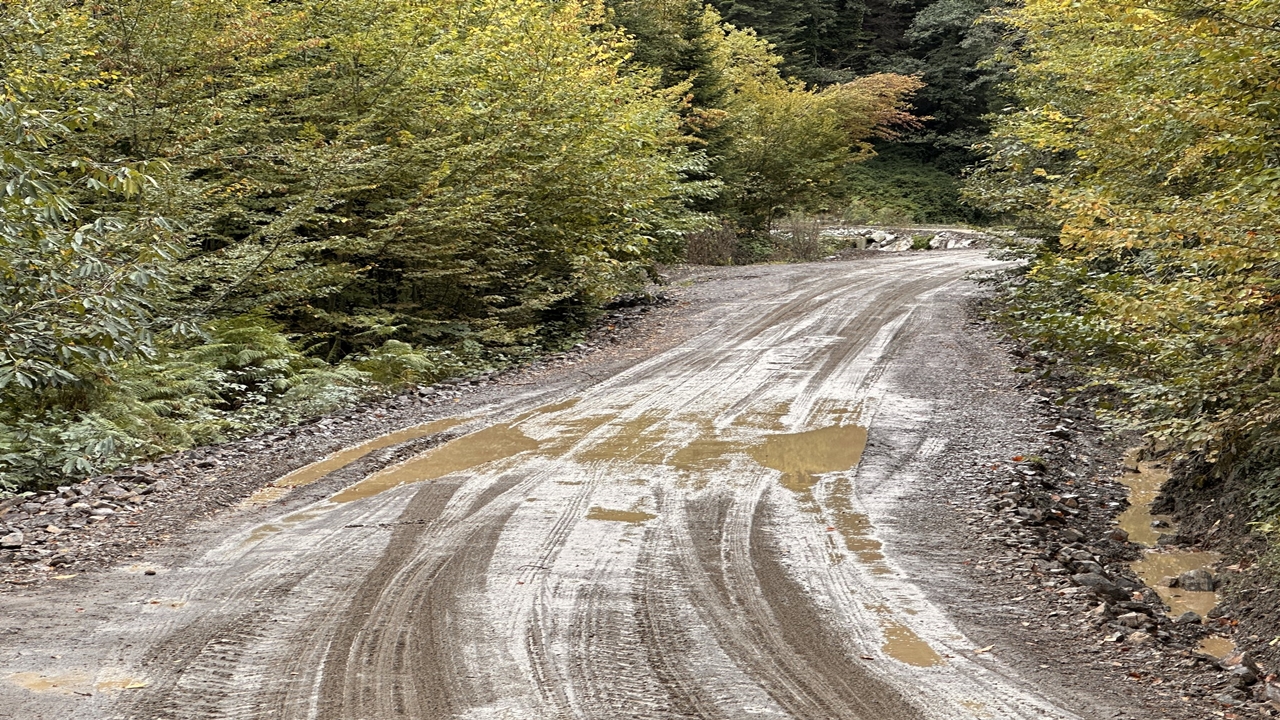 Inebolu Köy Yolu Çamur Deryası (3)