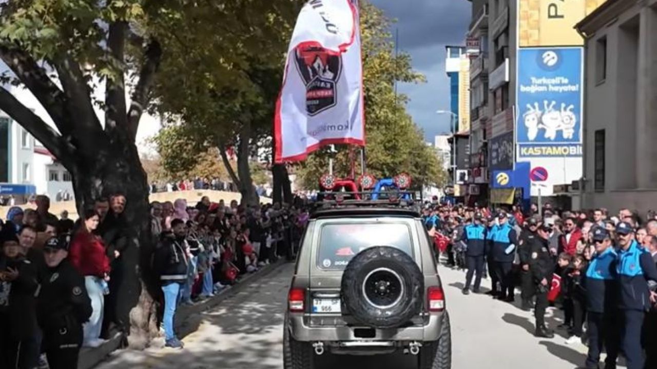 Kampoff, Kastamonu’da Cumhuriyet Bayramı’na Heyecan Kattı (1)