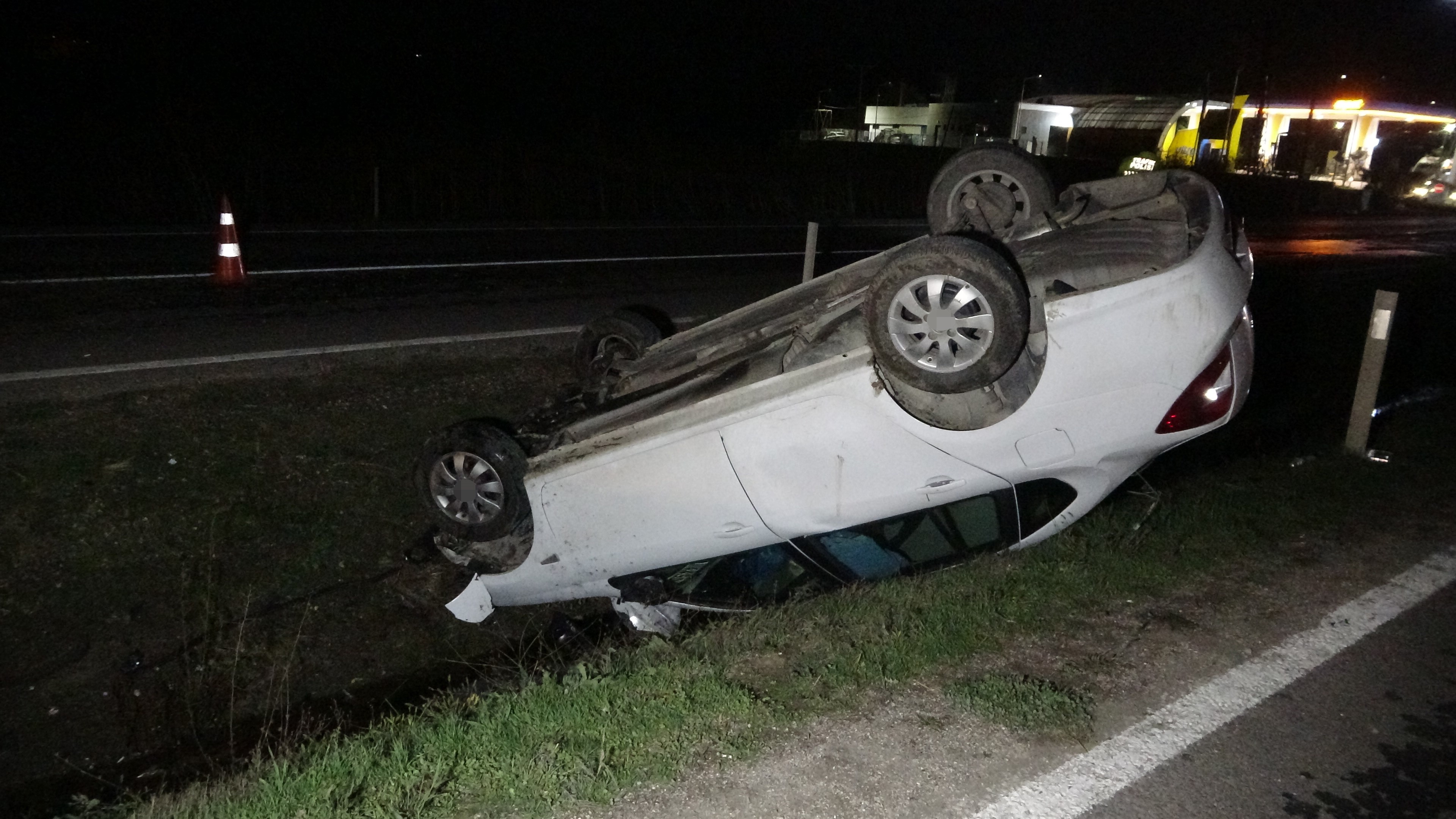 Kastamonu Taşköprü Yolunda Feci Kaza! Otomobil Takla Attı 2 Yaralı Var! 1