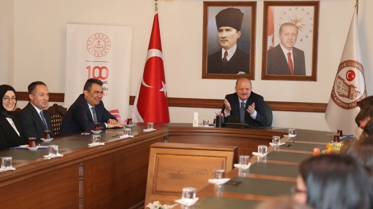 Kastamonu Valisi Dallı Öğrencileri Ağırladı (1)