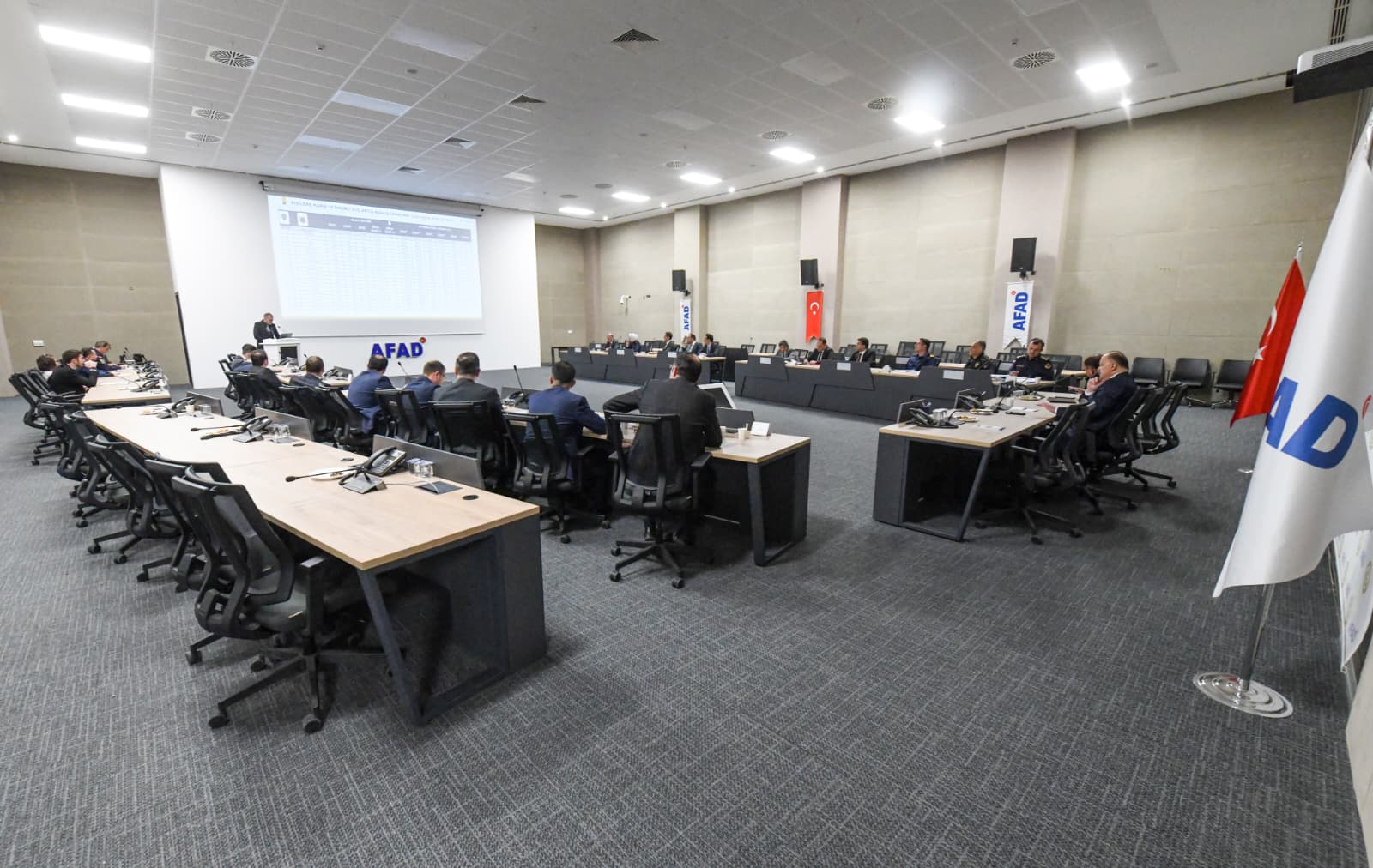 Kastamonu Valisi Dallı Yalnız Yaşayan Yaşlılara Dikkat Çekti! 44