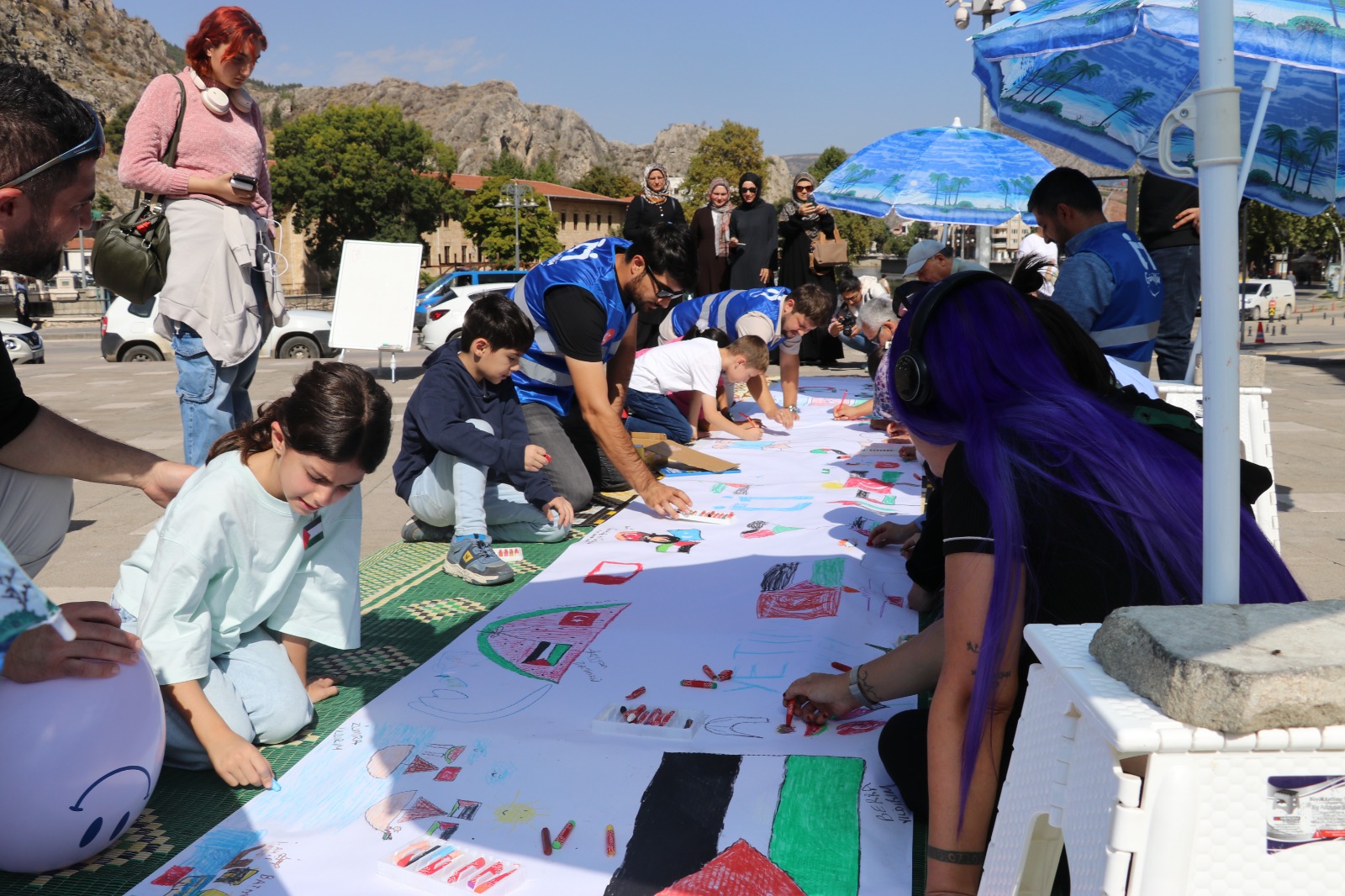 Kastamonu Ve Amasya'da 'Filistinli Çocuklar Için Çiz' Etkinliği Yapıldı 7