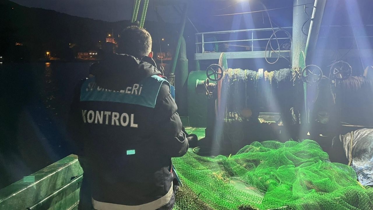 Kastamonu’da 555 Kilo Balık Karaya Çıkarıldı (4)