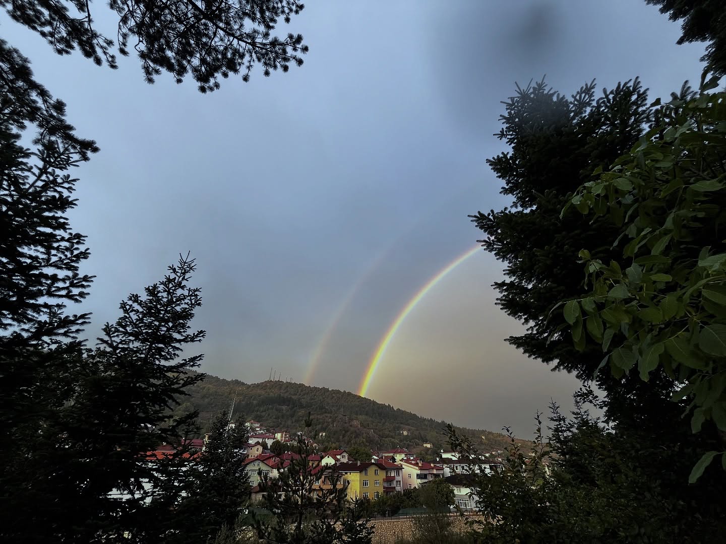 Kastamonu'da Çift Gökkuşağının Güzelliği Göz Kamaştırdı 1
