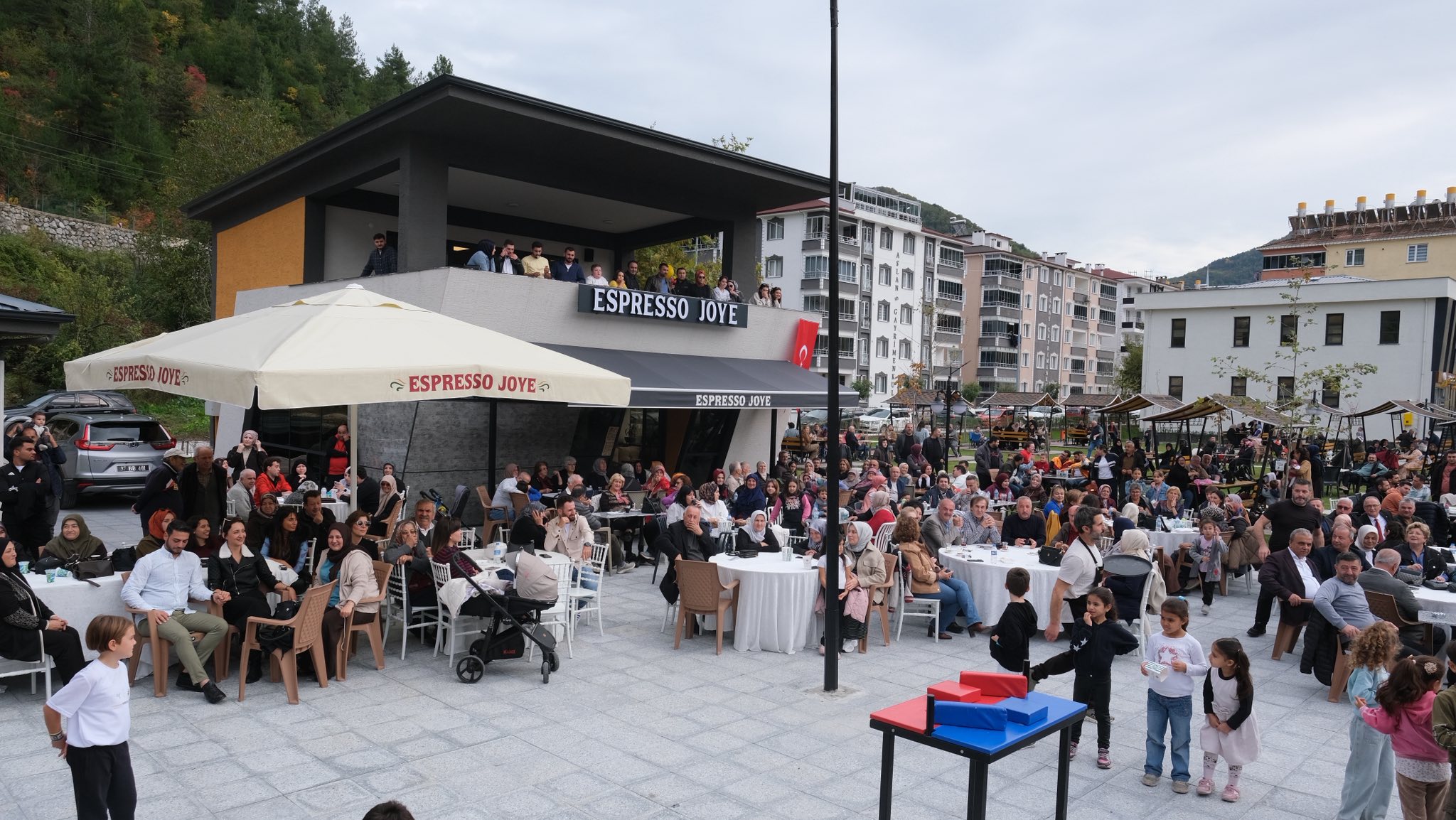 Kastamonu'da Eğitime Destek Için Bir Araya Geldiler 6 Yılda 665 Öğrenciye Burs Sağlandı 8