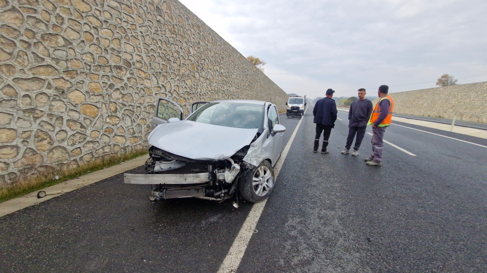 Kastamonu'da Feci Kaza! Cenazeye Giden Aile Kaza Yaptı 3 Kişi Yaralandı! 2