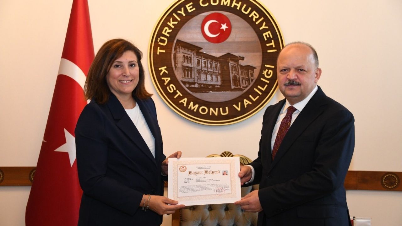 Kastamonu’da İşkur İl Müdüründen Vali Dallı’ya Veda Ziyareti (2)