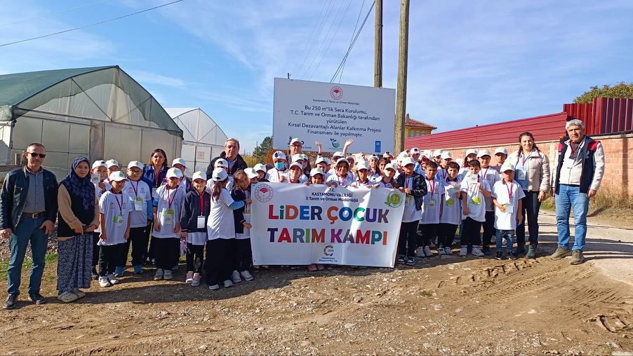 Kastamonu'da Kamp Gerçekleştirildi, Taşköprü'deki Sera Da Ziyaret Edildi 3
