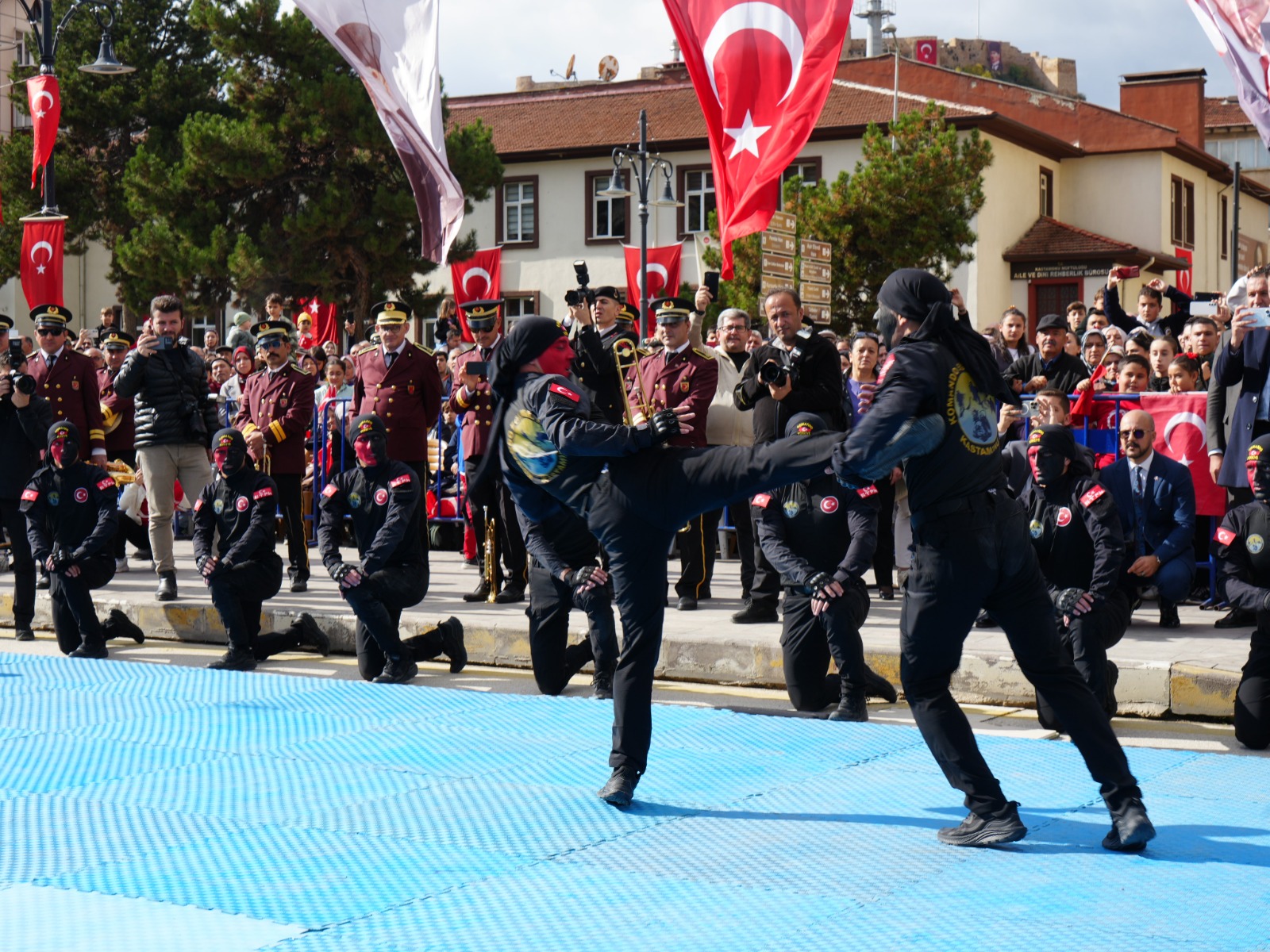 Kastamonu'da Komandoların Dövüş Sanatları Gösterisi Nefes Kesti! 6