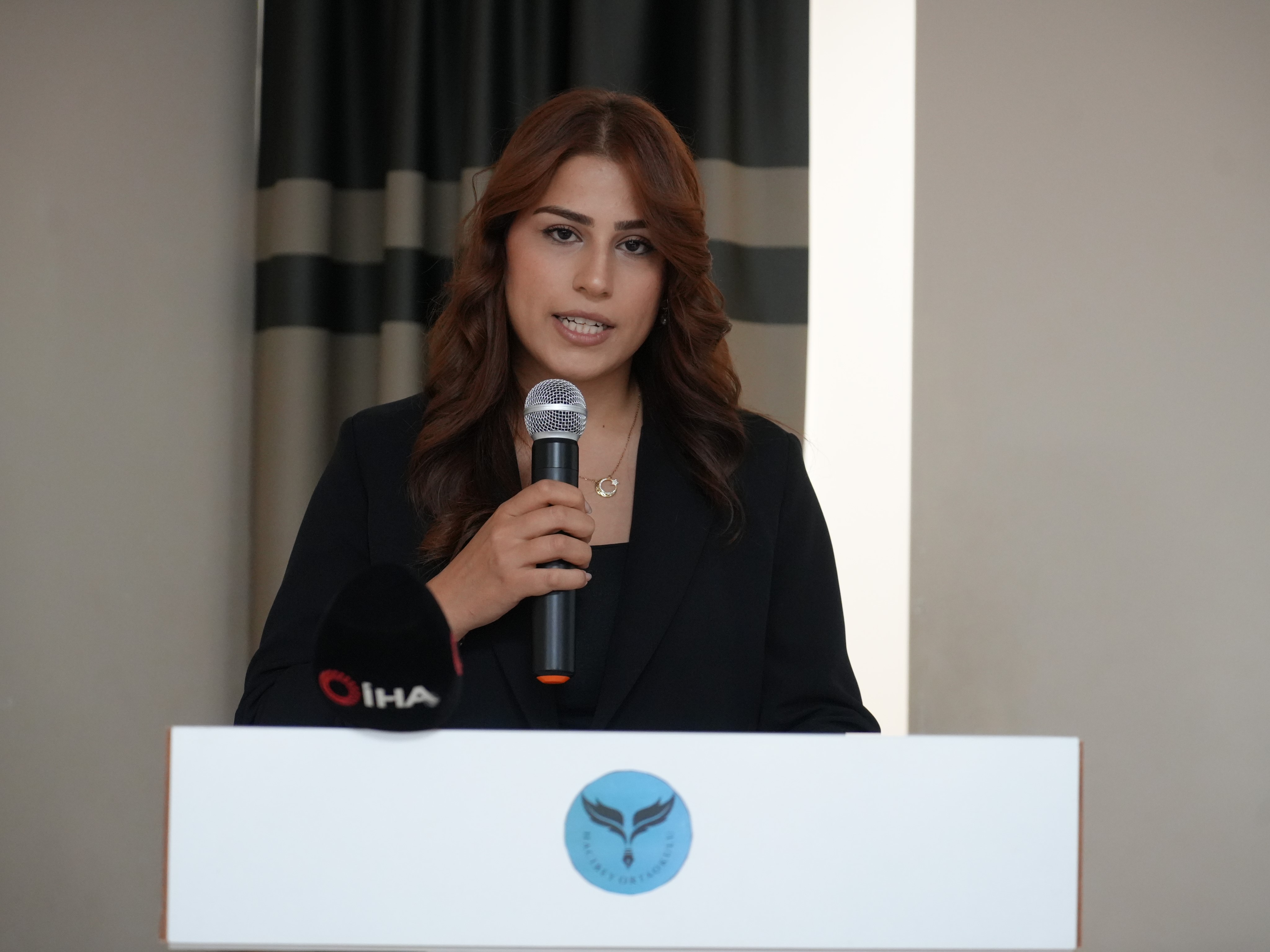 Kastamonu'da Kütüphaneye Ismi Verilen Askerin Annesi Gözyaşı Döktü 2