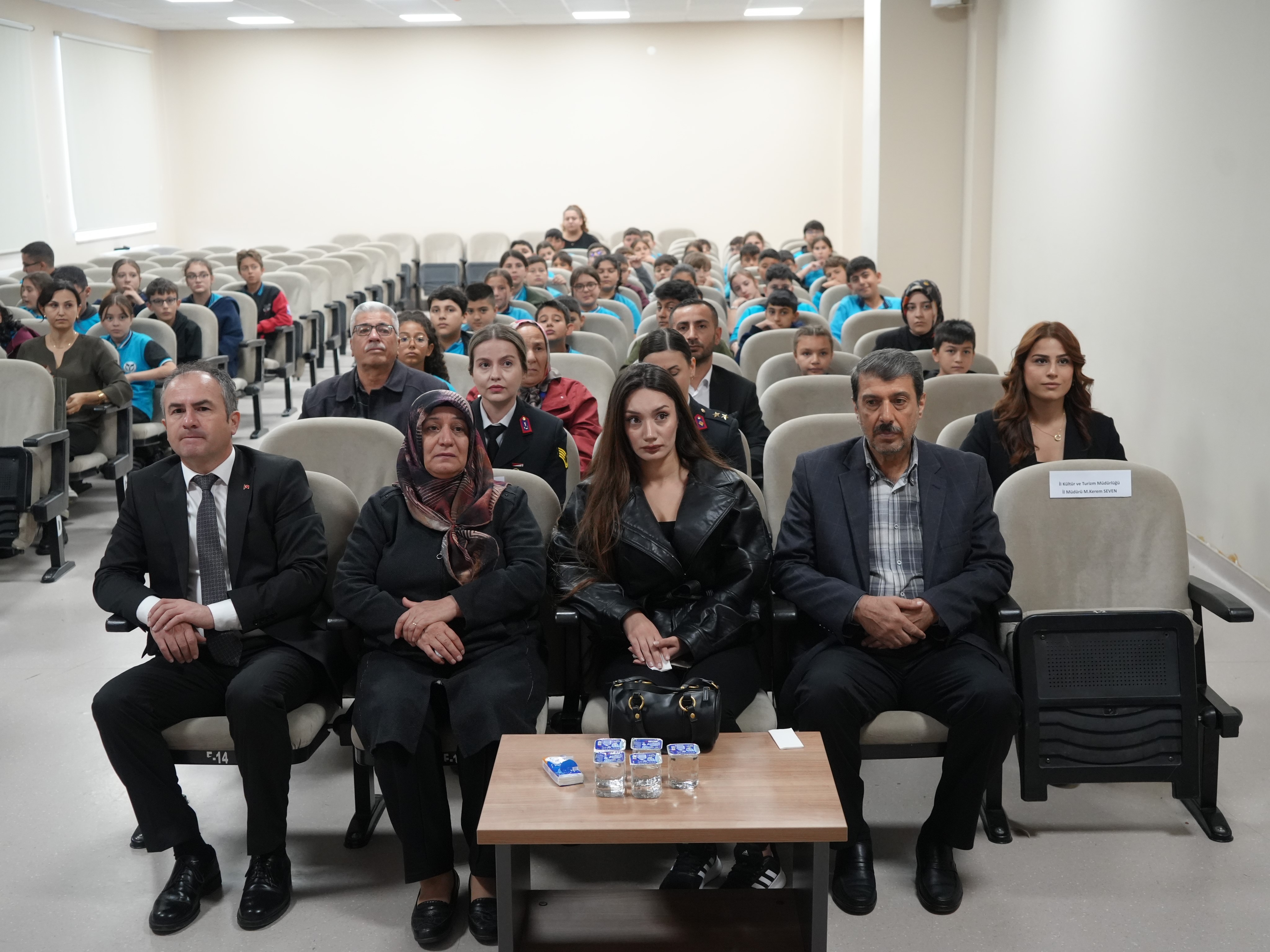 Kastamonu'da Kütüphaneye Ismi Verilen Askerin Annesi Gözyaşı Döktü 4