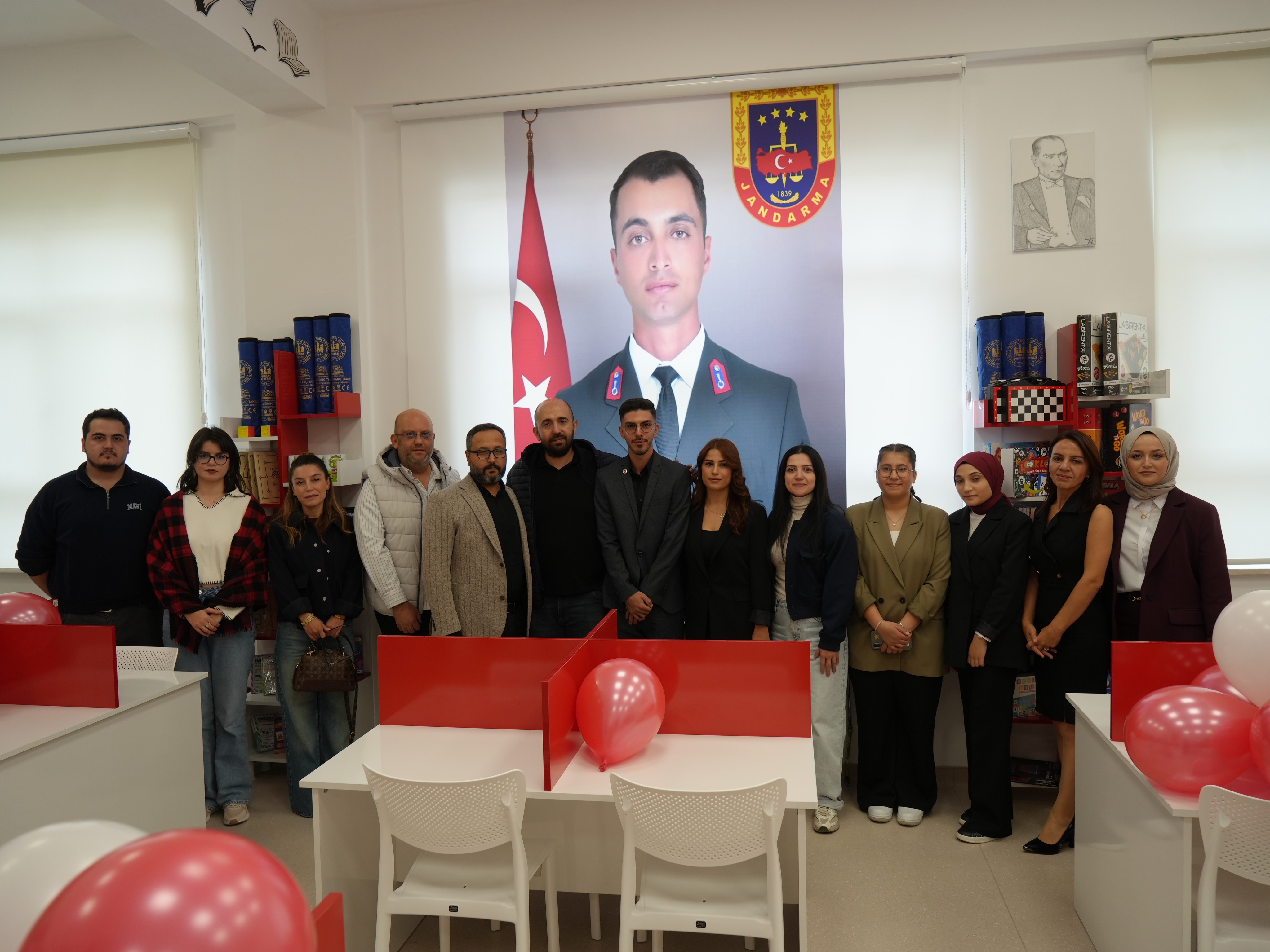 Kastamonu'da Kütüphaneye Ismi Verilen Askerin Annesi Gözyaşı Döktü 6