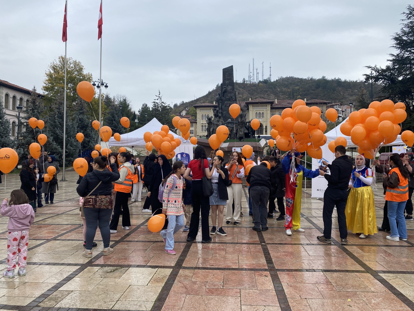 Kastamonu'da Lösemili Çocuklar Haftası Etkinliğiyle Farkındalık Oluşturuldu 7