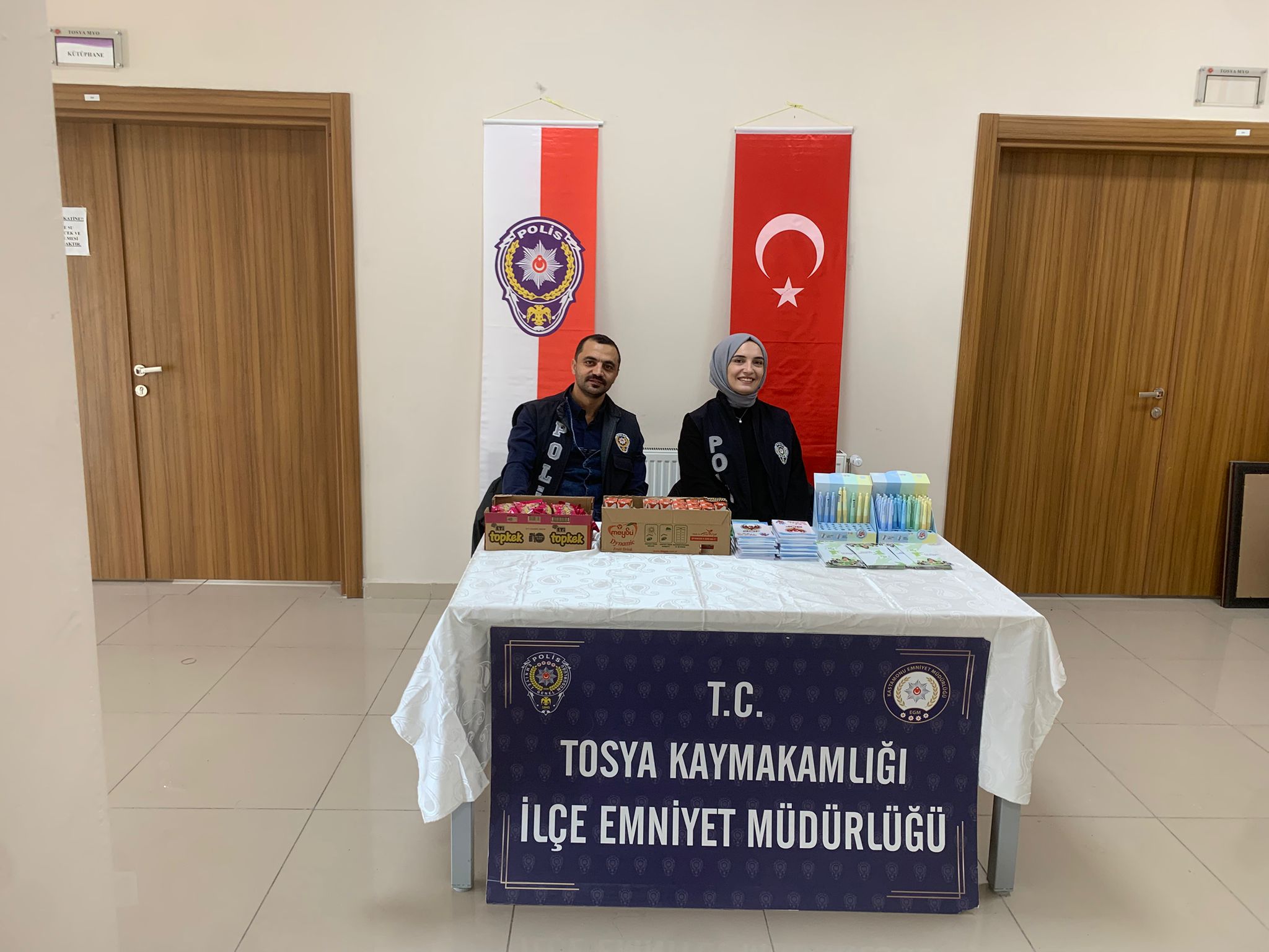 Kastamonu'da Üniversite Öğrencilerini Polis Bilgilendirdi 44