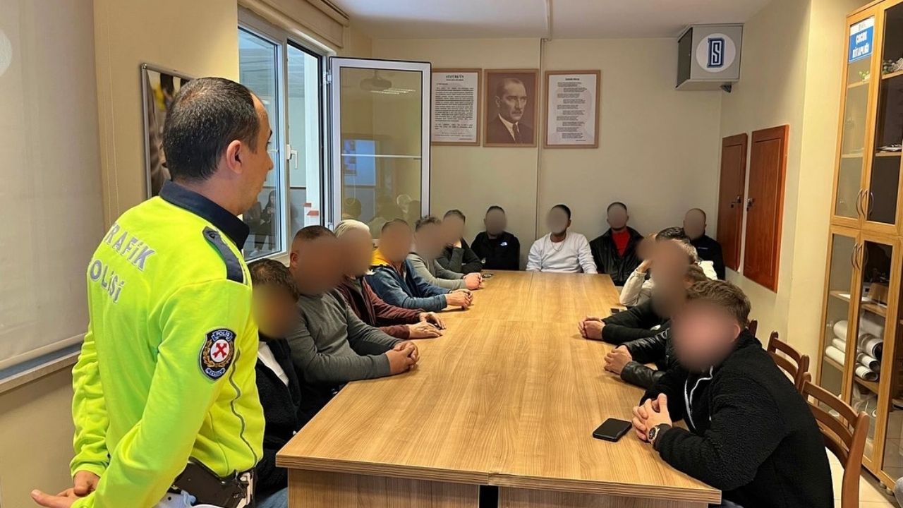 Kastamonu’da Yükümlülere Trafik Bilinci Eğitimi (1)