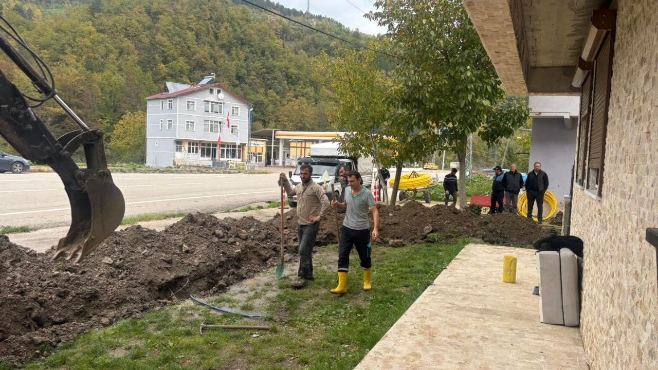 Kastamonu’nun İlçesinde 3. Etap Doğalgaz Altyapısı Kuruluyor (4)