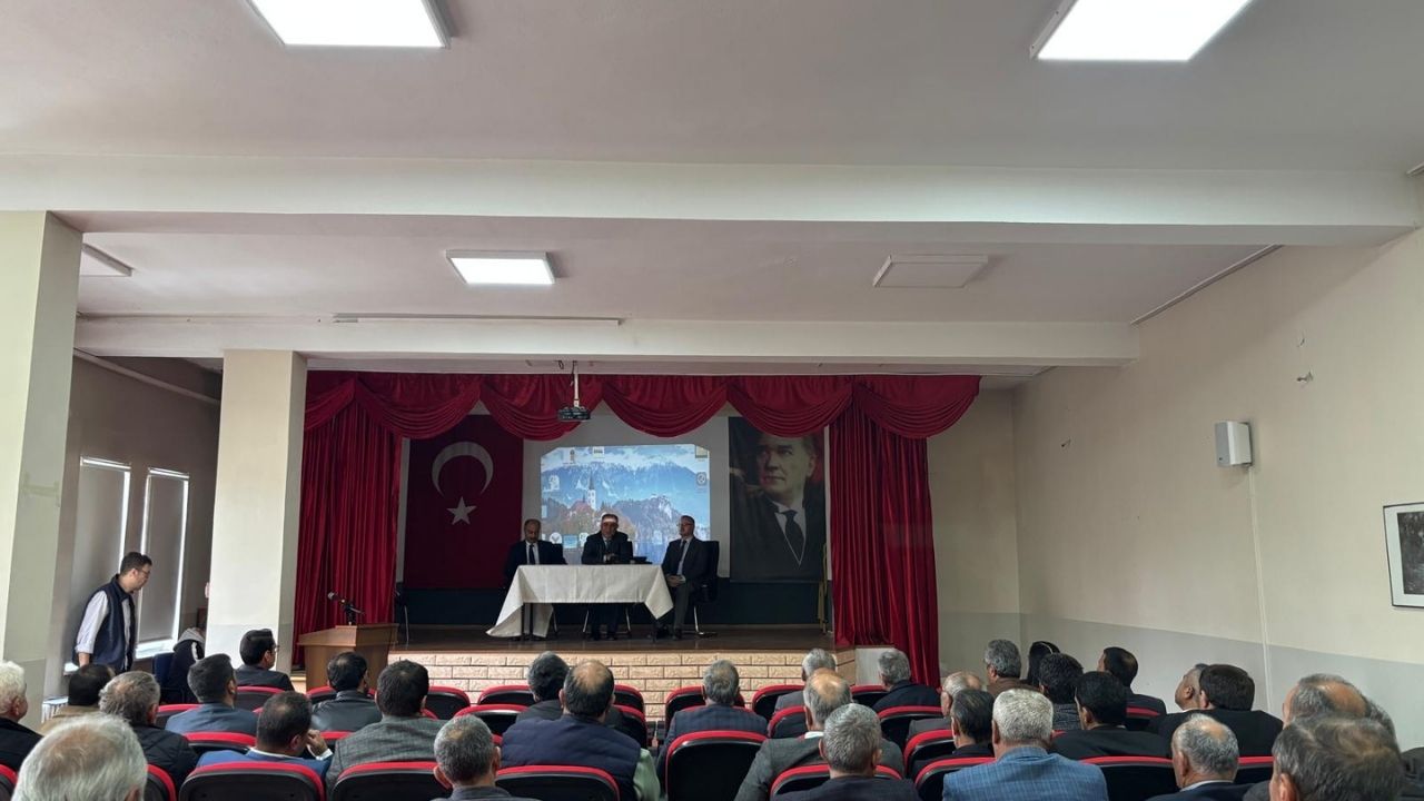 Kastamonu’nun Ilçesinde Tarım Sayımı Toplantısı Üreticilere Kayıt Uyarısı (3)