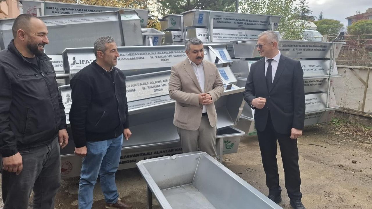 Kastamonu’nun Ilçesinde Üreticilere Sıvat Desteği (1)