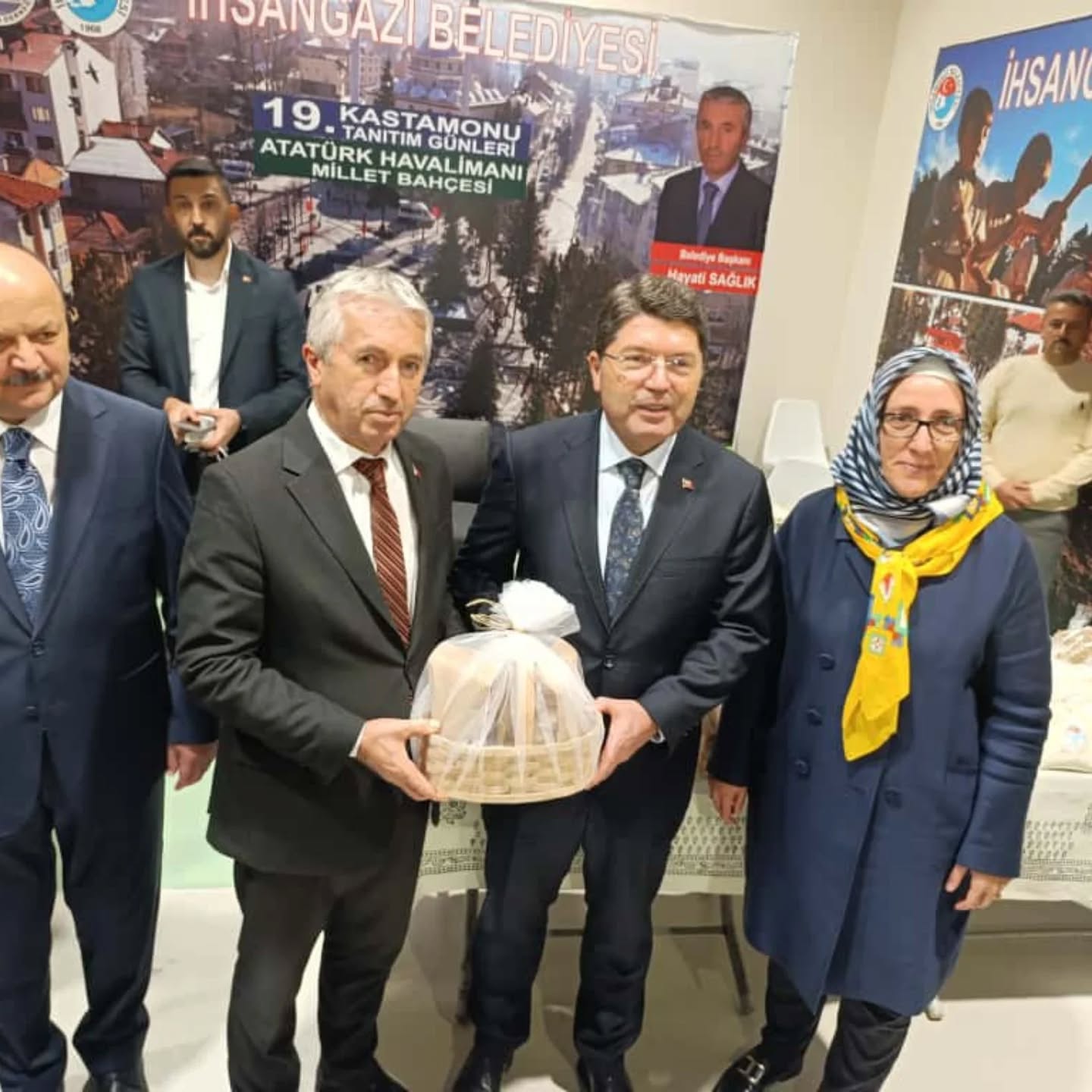 Kastamonu'nun Ilçesinin Standı Yoğun Ilgi Gördü Bakan Tunç Ziyaret Etti 44