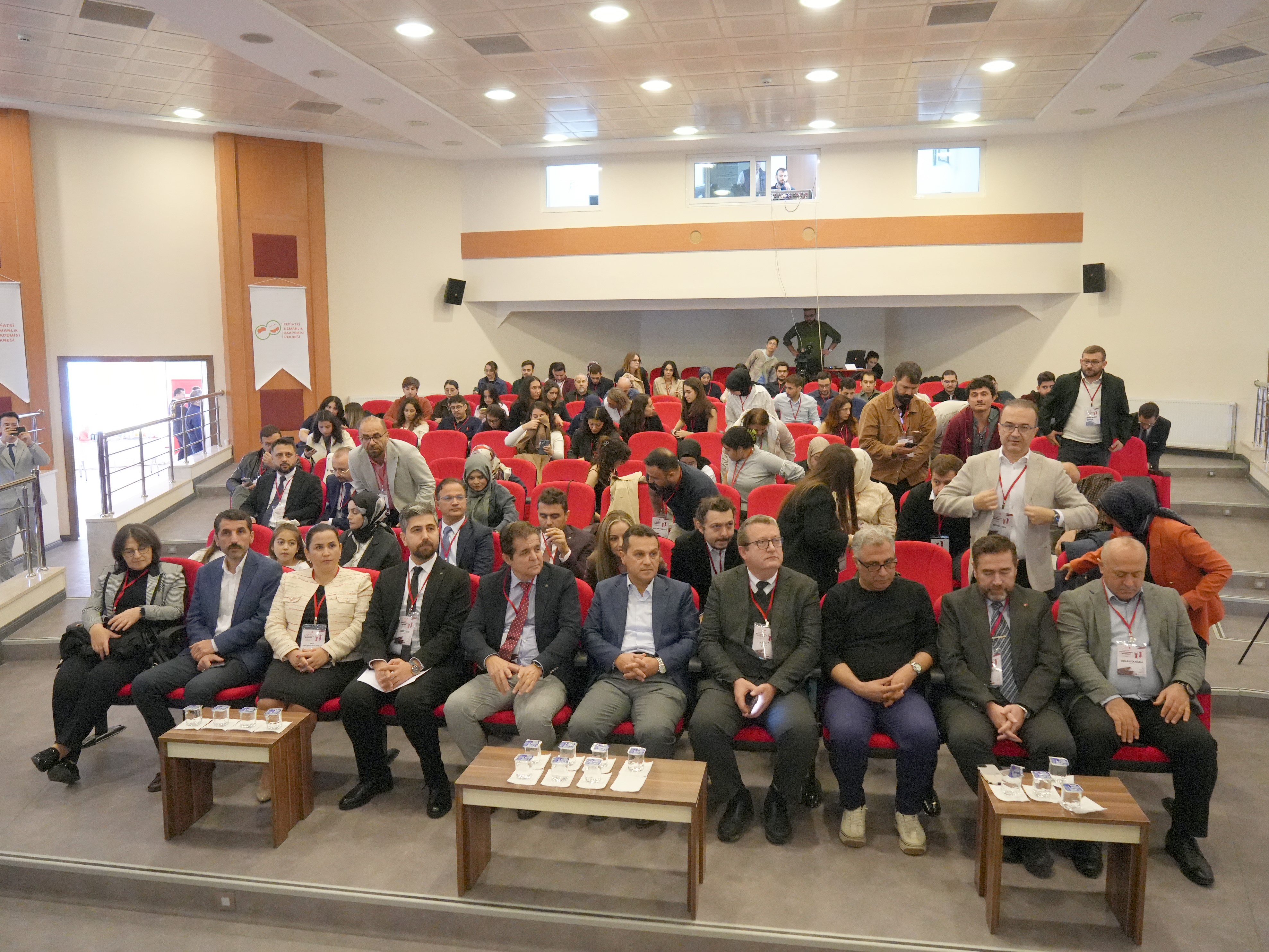 Kü'de 'Puader Kastamonu Pediatri Günleri' Başladı 20