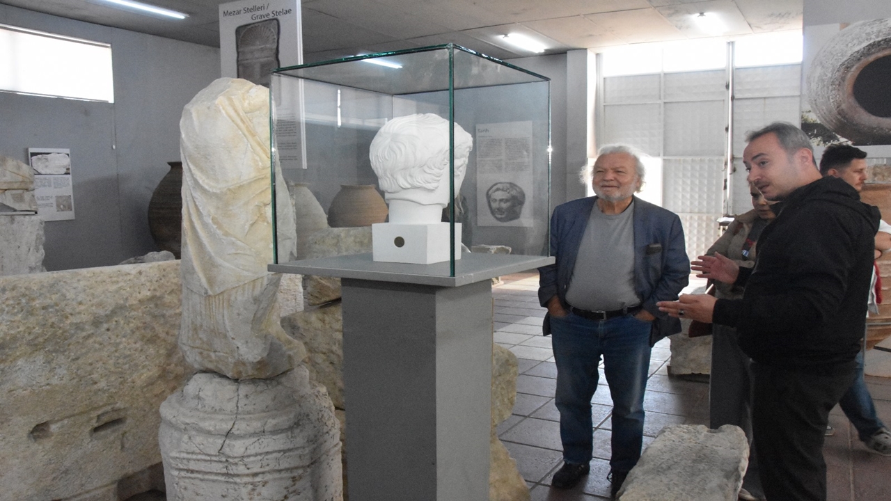 Nedim Gürsel (2)