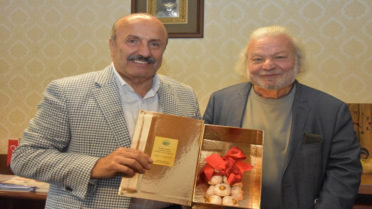 Nedim Gürsel (6)