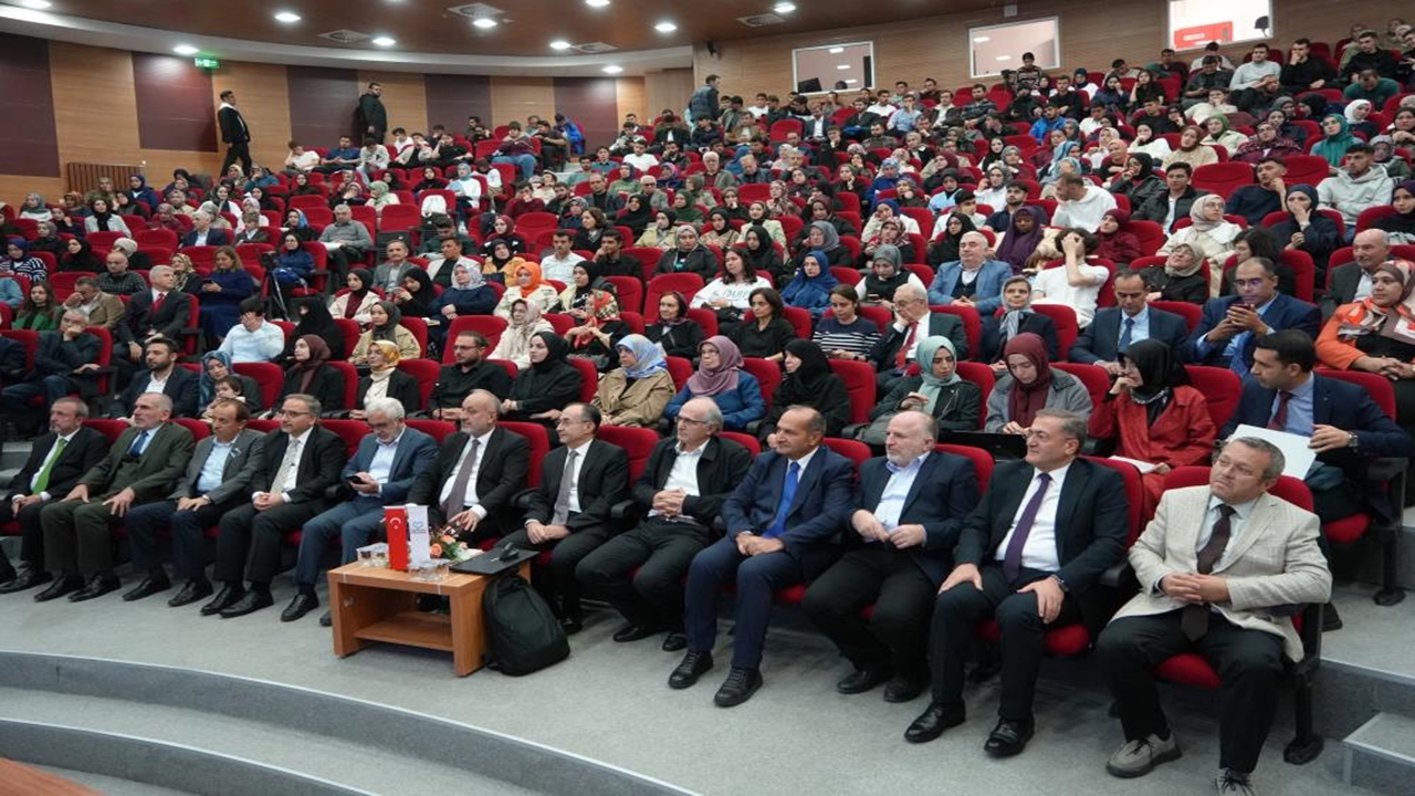 Rektör Yardımcısı Prof. Dr. Mehmet Atalan (4)