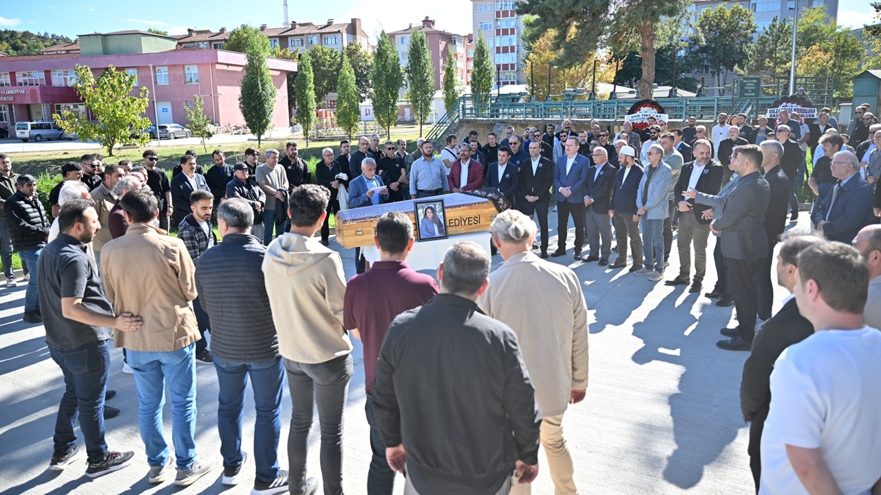 Sevtap Eski Veli Yeni (1)