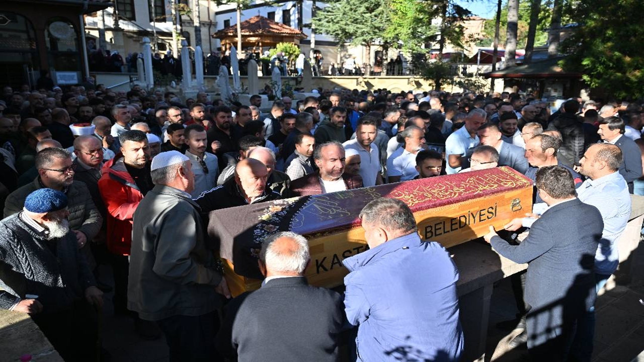 Sevtap Eski Veli Yeni (4)