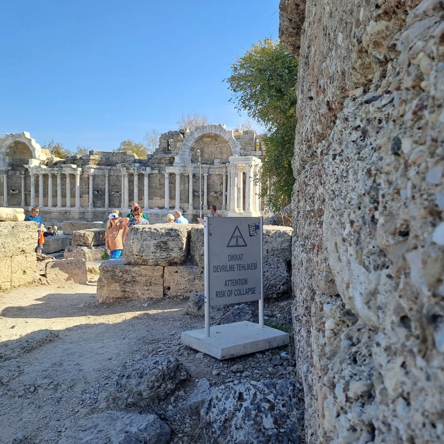 Taşköprü Ekibi Antalya'nın Tarihi Alanlarını Keşfetti